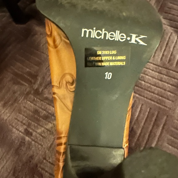 Beautiful Leather Mule - Picture 4 of 5